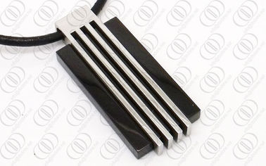 Đen và Bạc Inox Mặt dây Với dòng mẫu thiết kế