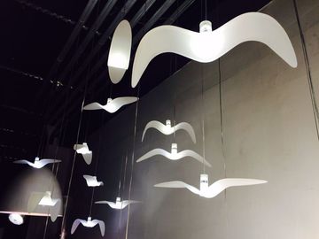 Sữa trắng Little Bird Chandelier nhựa đơn giản Pendant chiếu sáng